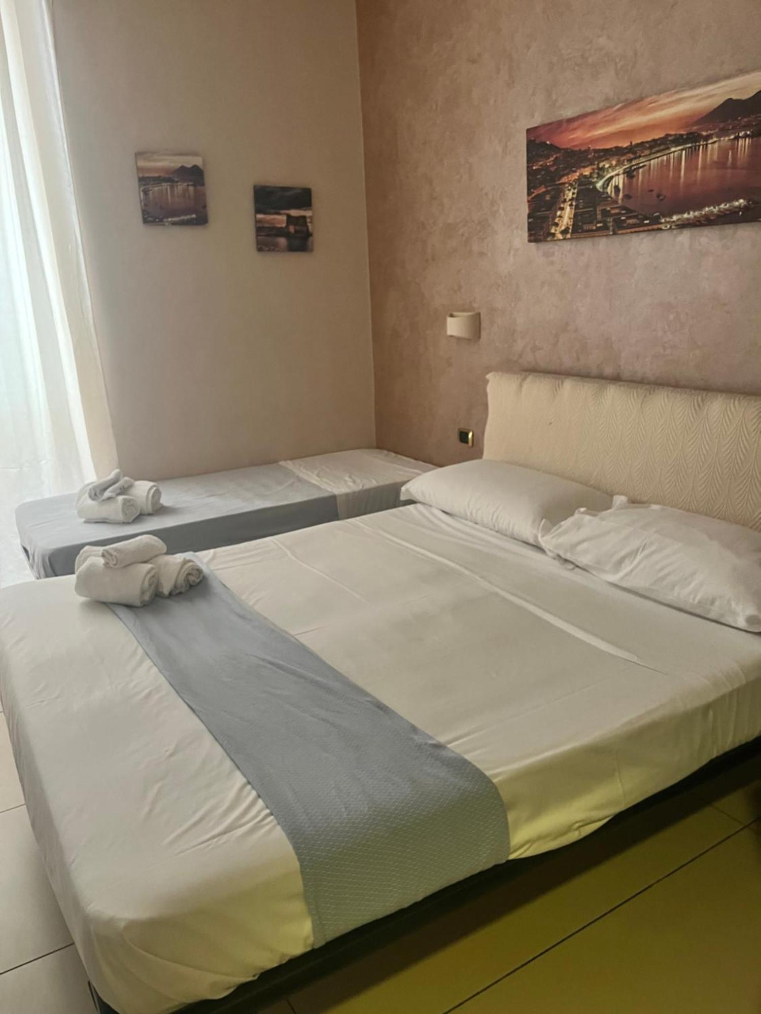 International Hotels 那不勒斯 外观 照片