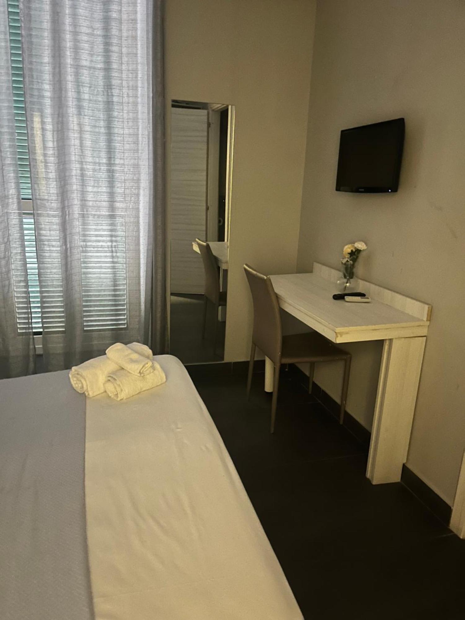 International Hotels 那不勒斯 外观 照片