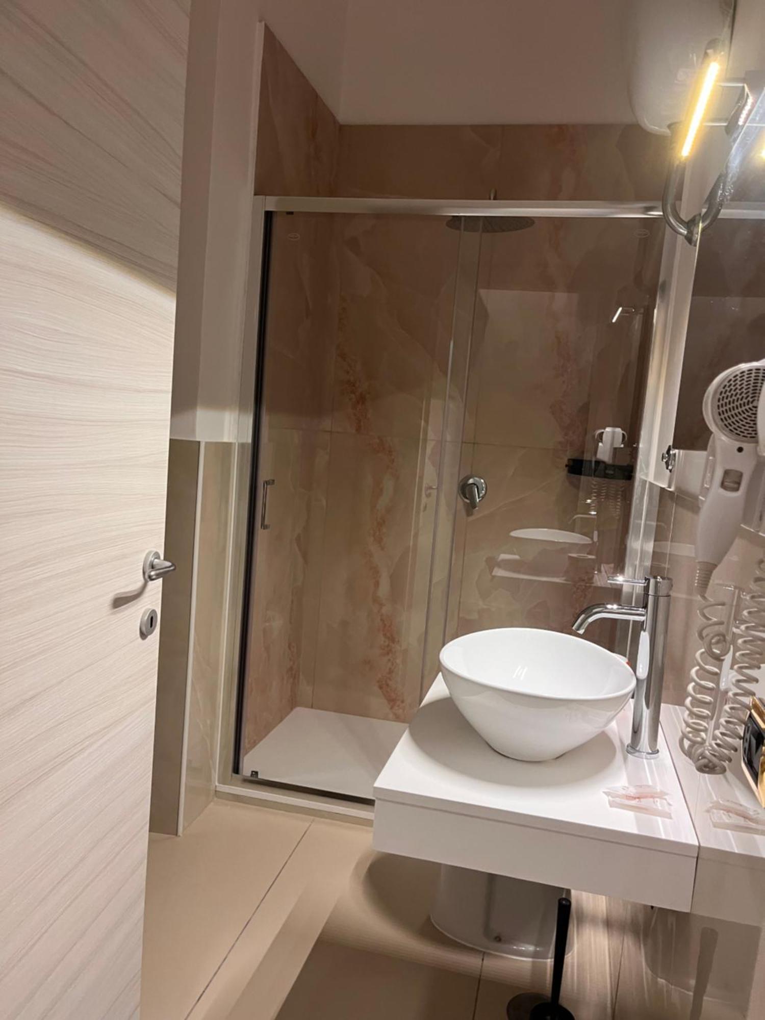 International Hotels 那不勒斯 外观 照片