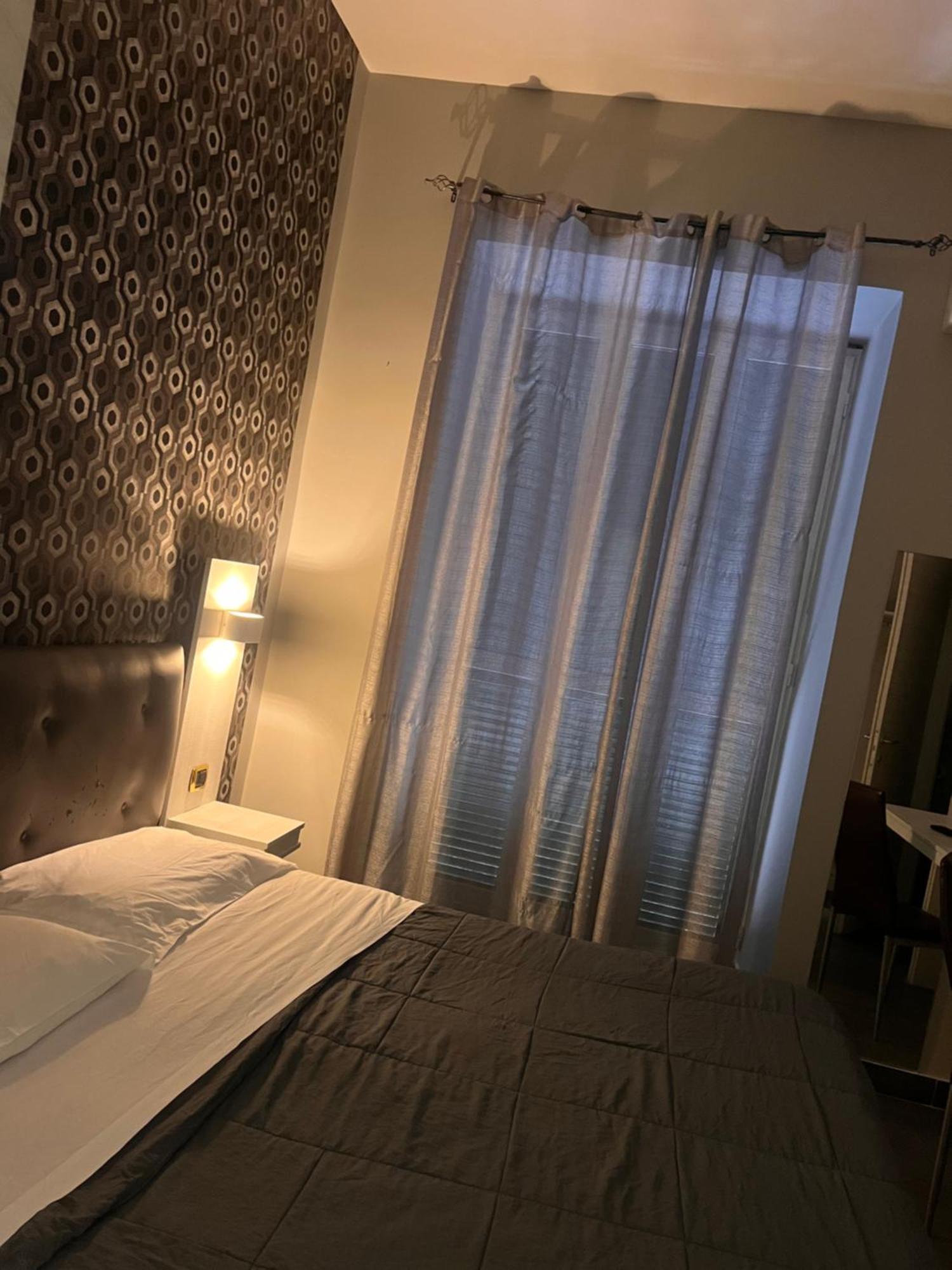 International Hotels 那不勒斯 外观 照片